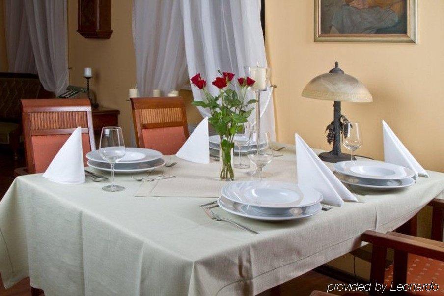Hotel Arkadia Легниця Екстер'єр фото